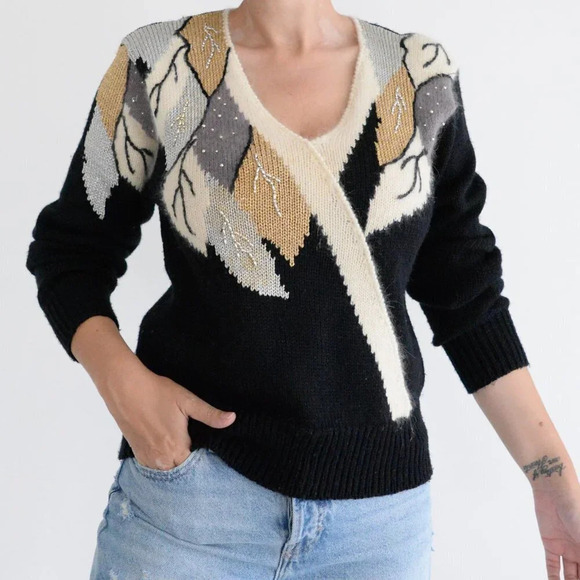 Vintage Joslen Smith  Black with Gold Detail V-Neck Sweater LG - Picture 3 of 12